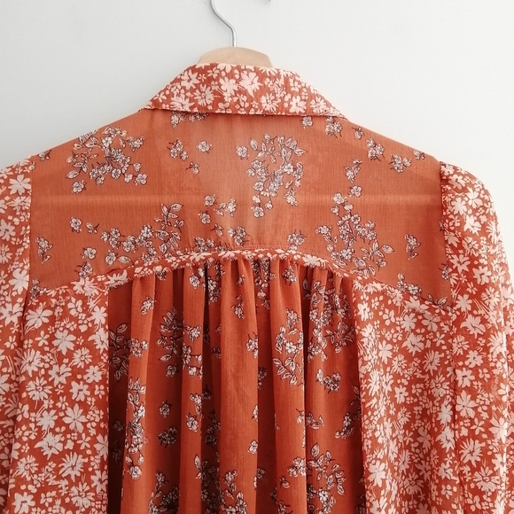 Free People Serena Orange Floral Button Up Semi Sheer Blouse Oversize XS - Picture 4 of 13